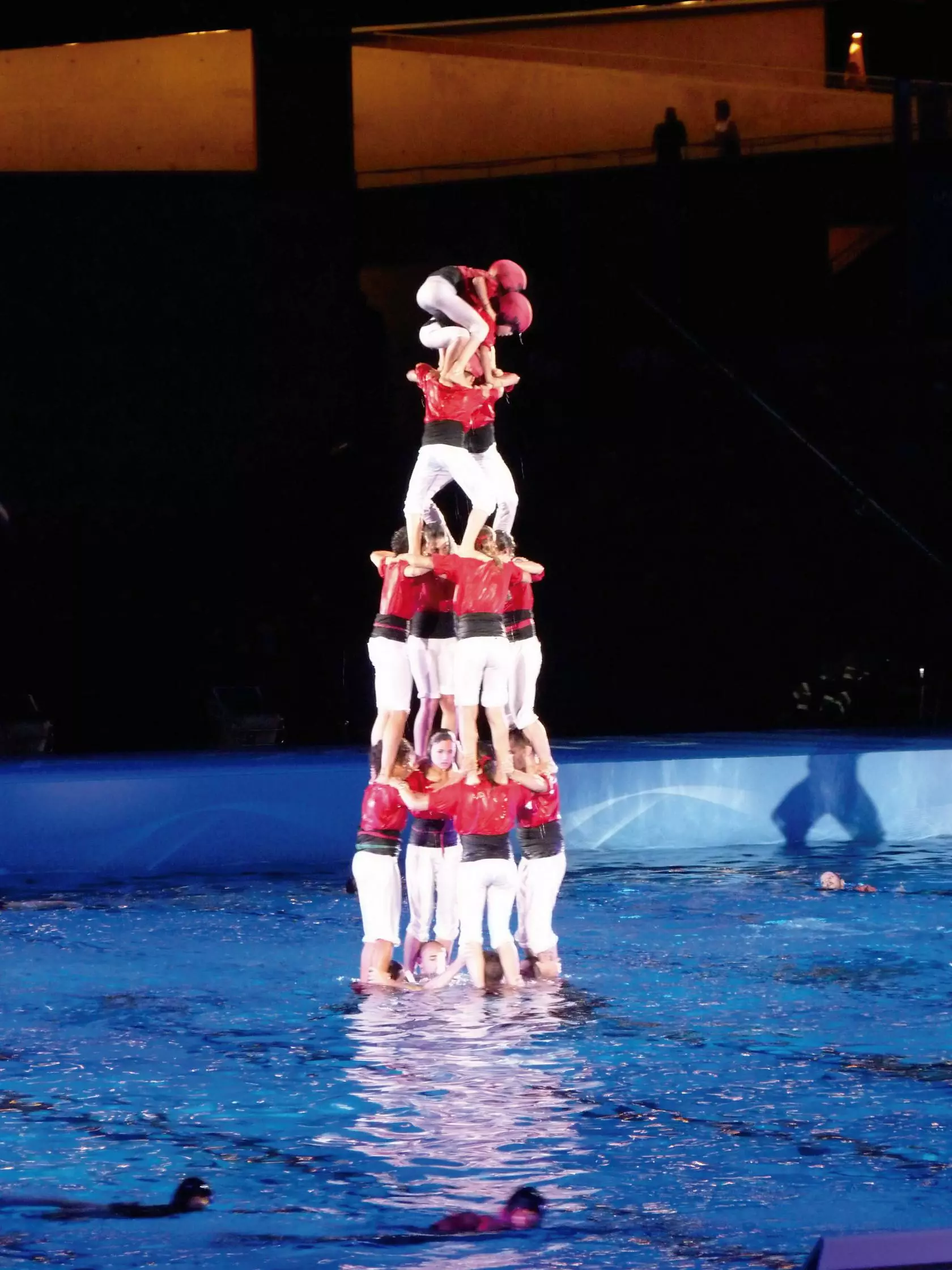 4d7net Aquatic dels Castellers de Barcelona a la inauguració dels Mundials de Natació 2013