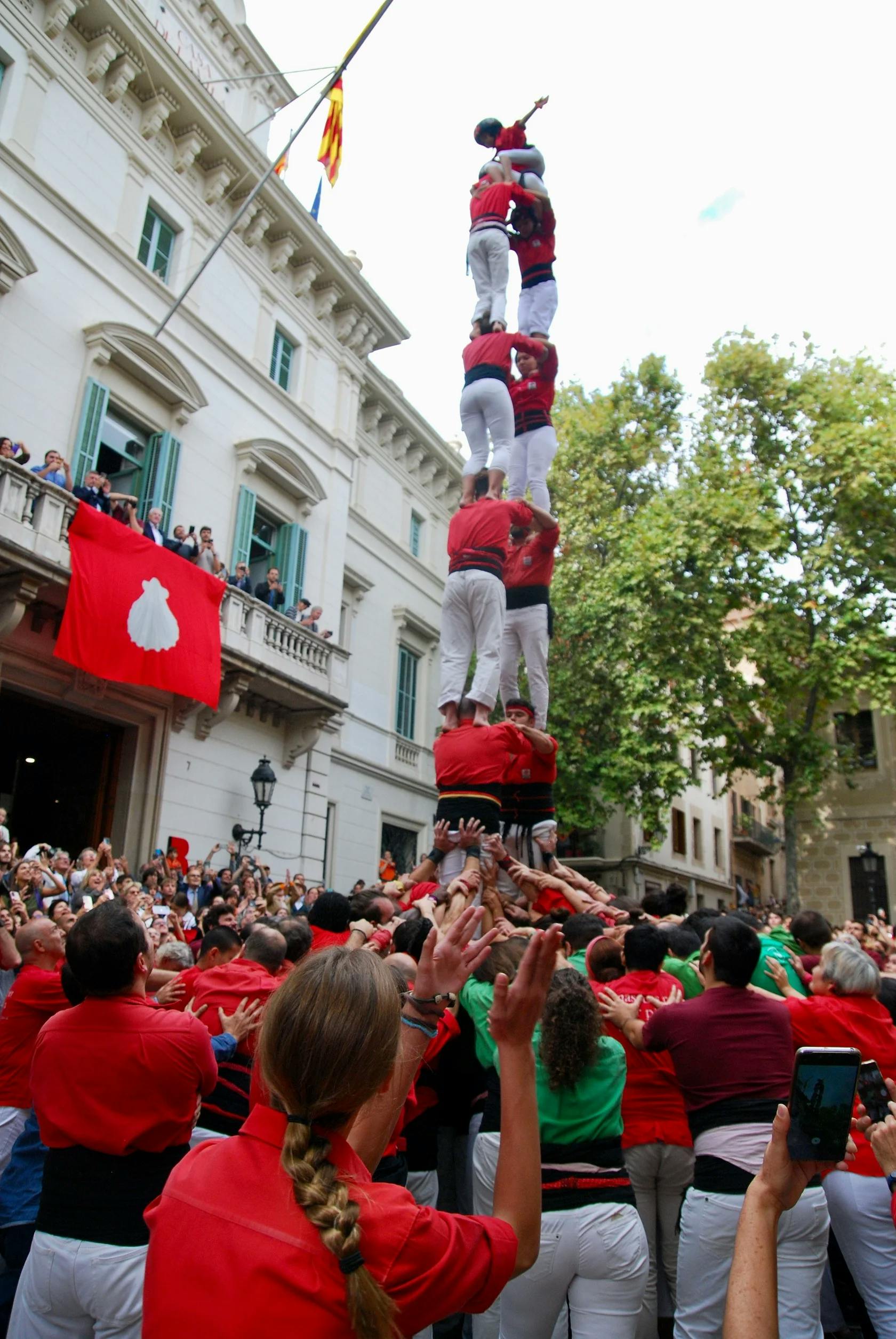 2 de 7 descarregat pels Castellers de Barcelona a la Festa Major de Sarrià